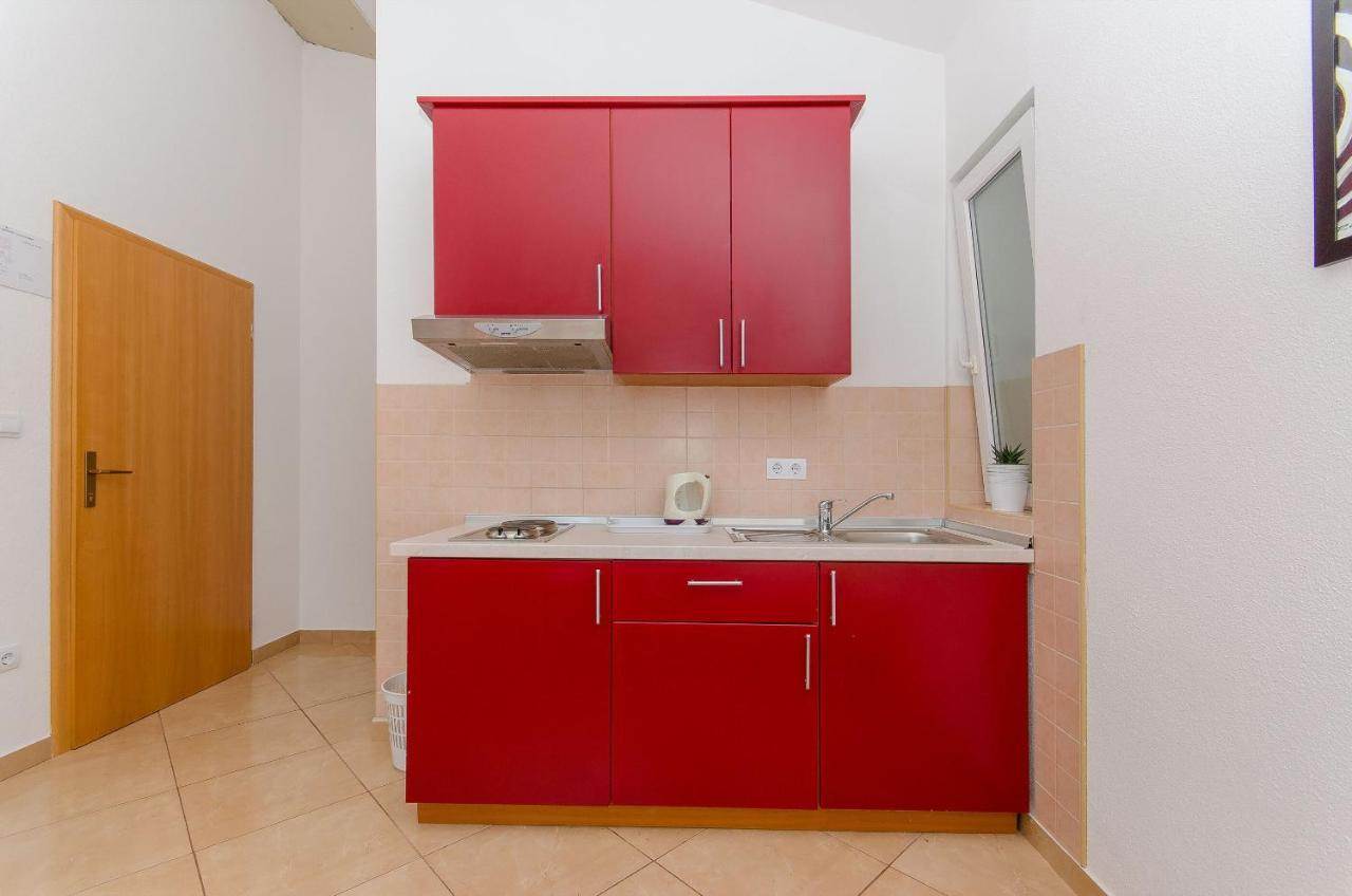 Apartments Seaview Тучепи Экстерьер фото