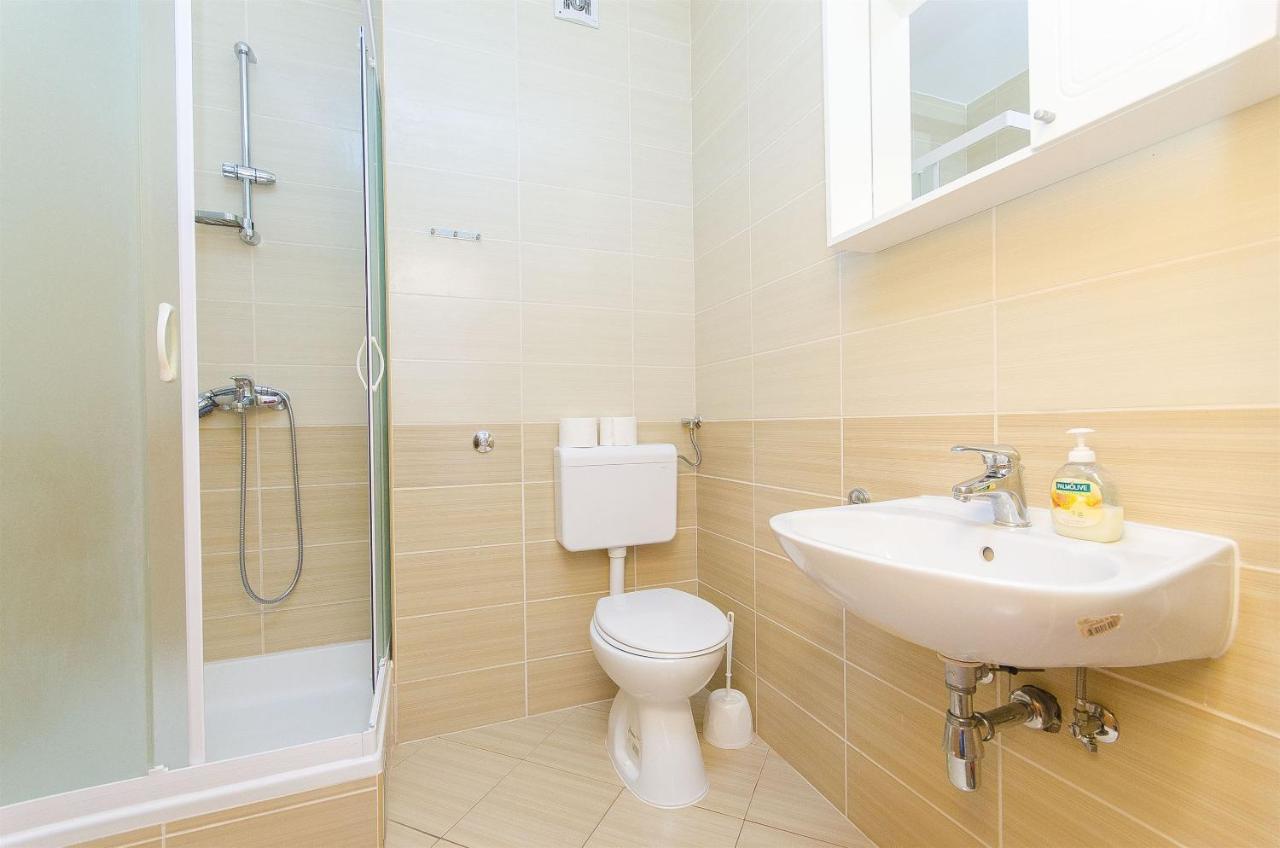Apartments Seaview Тучепи Экстерьер фото