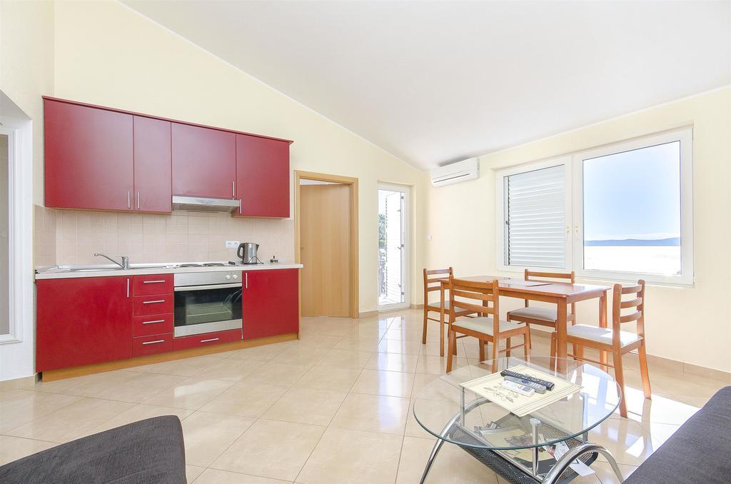 Apartments Seaview Тучепи Экстерьер фото